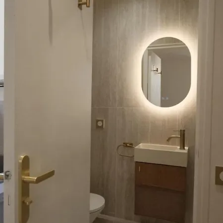 Petite Fleur - Vieil Antibes-plage A 5 Min Appartement *